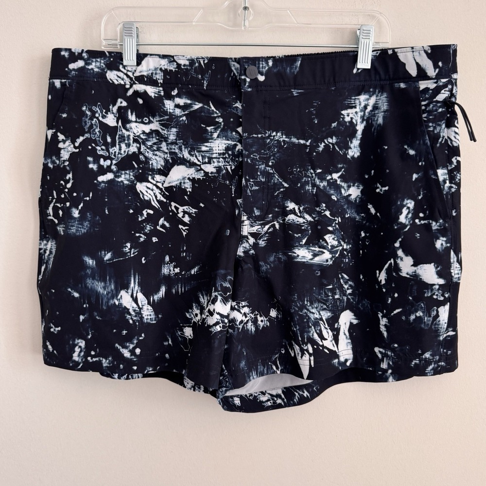 VRST Men's XL 5" Resort Short Indigo Craft Print NWT Slim Fit Lined Hybrid Swim